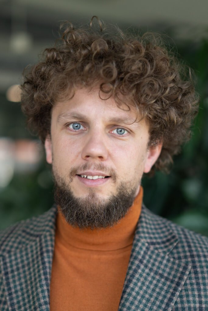 Marcin Przybylski - fotograf motoryzacyjny Poznań