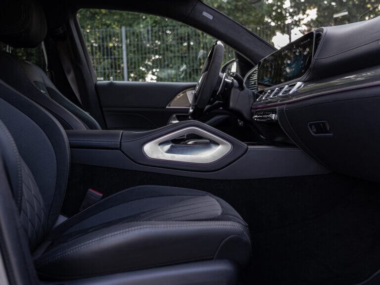 Mercedes GLE – przednie fotele